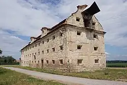 Stekník - sýpka (červenec 2020) (3).jpg