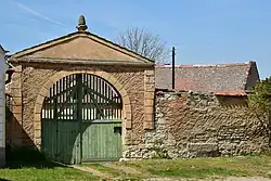 Stekník 2021-05-09 Brána čp. 21.jpg