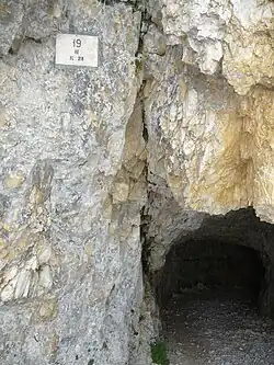 vstup do nejdelšího tunelu č. 19