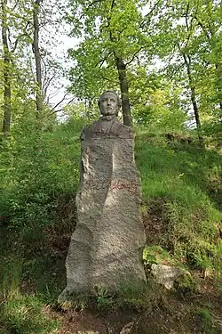 Pomník F. L. Čelakovského v místní části Podskalí nad řekou Otavou