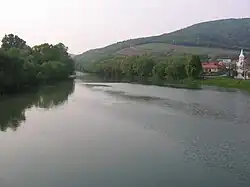 Řeka Laborec při městě Strážske