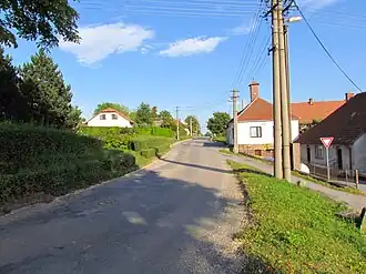 Silnice II/403 v Chlumu