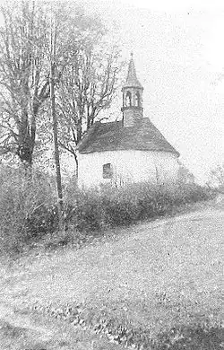 Kaplička ve Střížovicích v r. 1930 (v r. 2013 zřícenina)