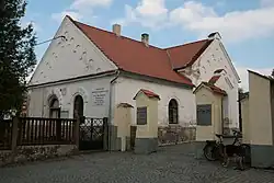 Kostel svatého Michala archanděla na hřbitově