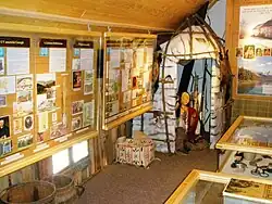 Část muzejní expozice věnovaná misii mezi severoamerickými Indiány