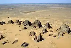 Severní nekropole s pyramidami
