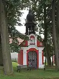 Svébohy - kaple na návsi.jpg