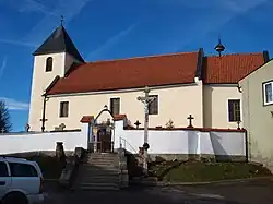 Jihovýchodní pohled na kostel