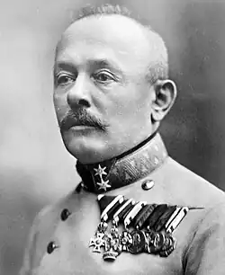Svetozar Borojević von Bojna v uniformě důstojníka rakousko-uherské císařské armády.