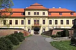 jižní průčelí, 2016