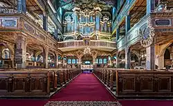 interiér kostela ve Svídnici