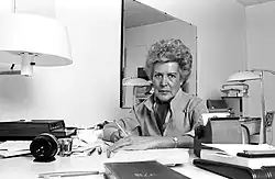 Sylvia Porterová, 1978