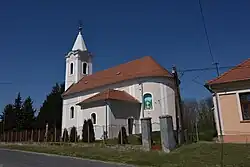 Kostel svatého Linharta v části Szentléránt