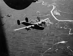 Bombardování města v roce 1944.