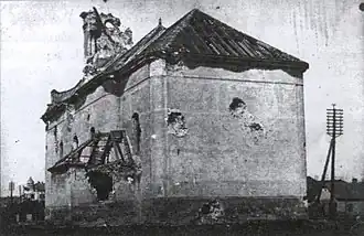 Kostel po bitvě v roce 1919.