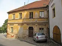 Tábor,_Dlouhá_283.jpg