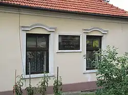 Týn nad Bečvou, č.p. 166, pamětní deska.jpg