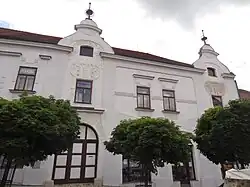 Týn nad Vltavou - Stará pošta (náměstí Míru 86) (1).JPG