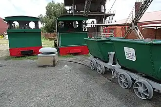 Těžební vozíky v Muzeu těžby diamantů