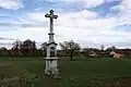kříž u obce