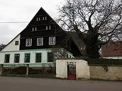 Třebušín, venkovská usedlost čp.39.jpg