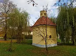 Třemošná (u Plzně) - kaple v Družstevní ulici (2).jpg