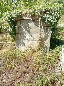 Hrob Dory Gabe na centrálním hřbitově v Sofii