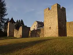 Městské hradby od západu ze Zámecké ulice