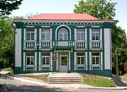 Budova úřadu, postavena v roce 1930