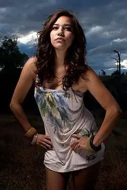 Snímek pořízený s pomocí blesku beauty dish