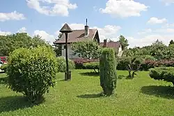 Tasovice zvonička na návsi