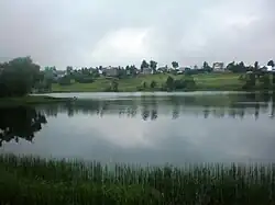 Jezero Tauragnas a městys Tauragnai