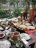 Obětiny na oltáři o Tết