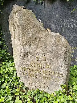 Detail prostřední části