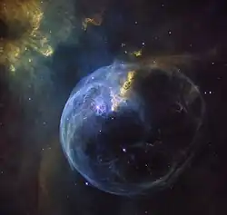 Snímek NGC 7635 z HST (Autor: NASA)