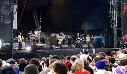 The Distillers na festivalu v Leedsu, 2004