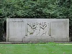 Hudson Memorial Bird Sanctuary (Památník rezervace ptáků), 1924, Hyde Park, Londýn