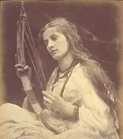 O hark, O hear... (Princezna), albuminový tisk 34.4 x 28.3 cm, asi 1875