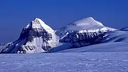 The Twins, vlevo S. Twin, vpravo North Twin