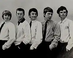 Paul Samwell-Smith (1965) úplně vpravo s kapelou The Yardbirds
