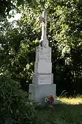 Kříž u kaple