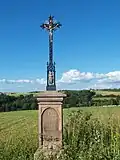 Kříž za vesnicí