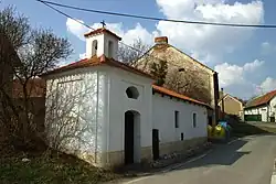 Tmaň, Lounín, kaplička.jpg