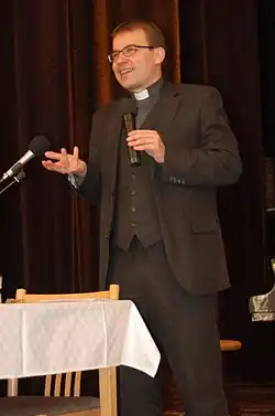 Tomáš Holub na Celostátním setkání animátorů seniorů konaném v Hradci Králové v roce 2009