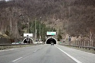 Tunel Topli dol