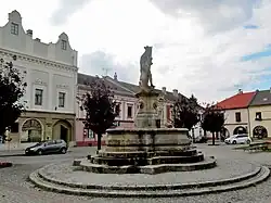 Tovačov, kašna.jpg