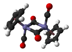 Model molekuly trans izomeru
