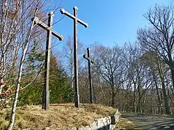 Tři kříže, únor 2011