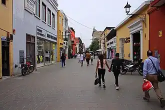 Hlavní ulice Jirón Francisco Pizarro