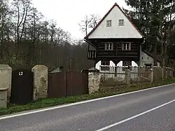 Tupadly, dům čp.42.jpg